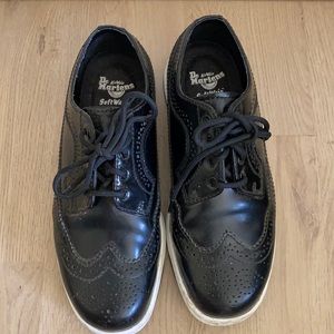 Dr Martens Wing Tips